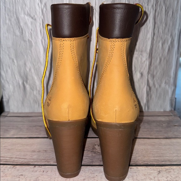 TIMBERLAND
ALLINGTON 6" BOOTS - Picture 7 of 9